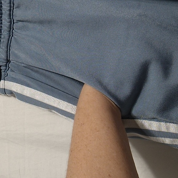 SALE! Adidas Jogging Outfit Sz.S Fits Up To Medium (A-80) - Picture 13 of 16